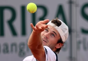 Tennis star Tommy Paul engaged to influencer Paige Lorenze