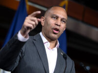 Hakeem Jeffries Cheers Texas Dems Who Fled State to Block GOP Map: ‘The Embodiment of Good Tr