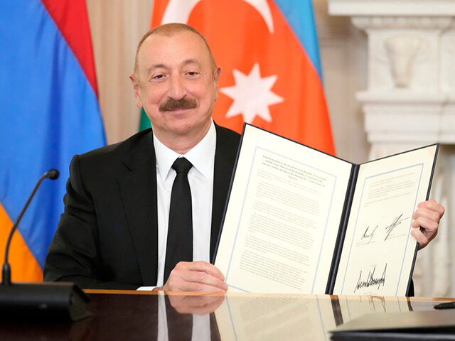 Azerbaijan Pours Money into Ukraine After Trump-Brokered Armenia Peace Deal