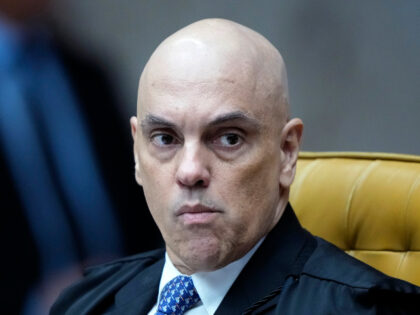 Brazil Tries to Impeach — for the 30th Time — Judge Who Put Jair Bolsonaro Under House 