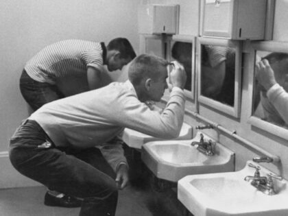 South Carolina Asks Supreme Court to Allow State to Enforce Transgender Bathroom Policy