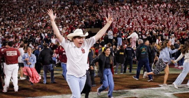Oklahoma Selling Fans Tickets to Postgame Press Conferences