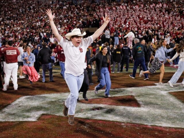 Oklahoma Selling Fans Tickets to Postgame Press Conferences