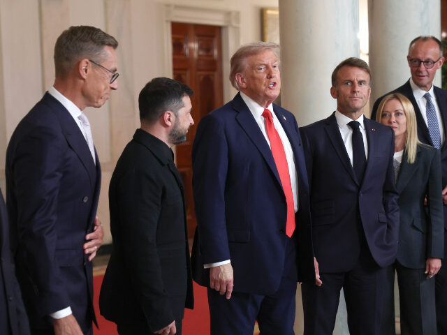 WASHINGTON, DC - AUGUST 18: U.S. President Donald Trump and Ukrainian President Volodymyr