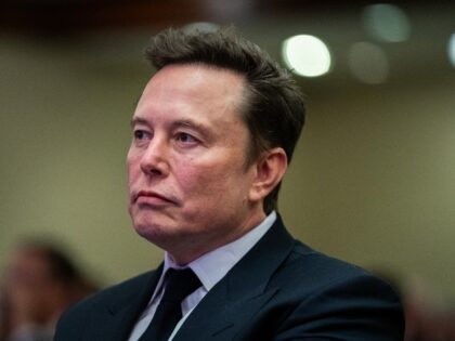 Elon Musk with a grim look on his face (1)