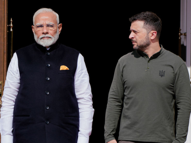 GettyImages-2168066378 KYIV, UKRAINE - AUGUST 23: Prime Minister of India Narendra Modi (L) and President of Ukra