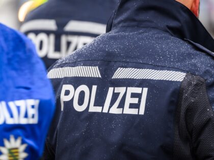 Germany: U.S. Man Stabbed After Trying to Protect Women on Tram from Migrant Harassment