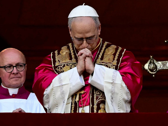 Pope Leo Prays for Success in Peace Efforts