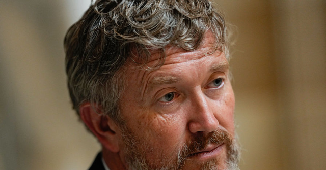 Super PAC of Former Trump Campaign Manager Urges Voters to 'Fire' Thomas Massie