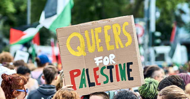 'Queers for Palestine' Block Ottawa Gay Pride Parade, Demanding Boycott of Israel