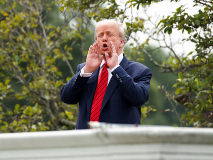 Trump Warns Europe 35% Tariff Looms If They Fail to Keep Their Word on Investments