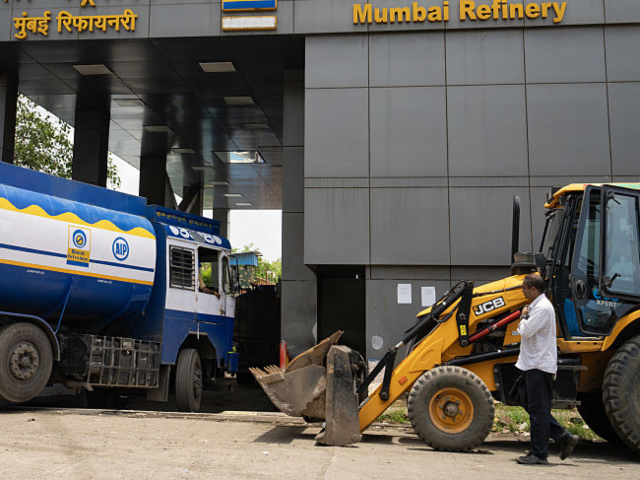 GettyImages-2228984010 A Bharat Petroleum Corp. oil refinery in Mumbai, India, on Monday, Aug. 11, 2025. India's