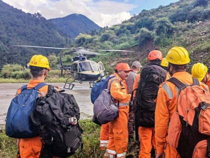 Relief personnel from the National Disaster Response Force (NDRF) and State Disaster Respo