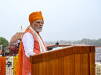 India Says U.S. Arms Deals Still on Track, but No Compromise on Trade