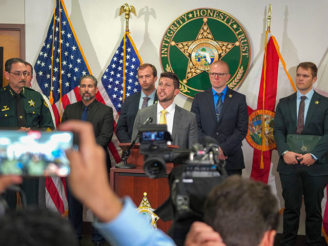 Florida Arrests over 40 Pedophiles in Undercover Operation, 7 on ICE Holds