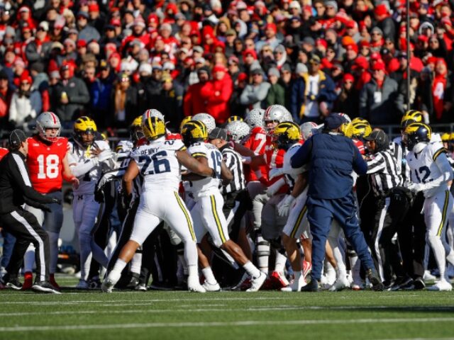 Ian Johnson_Icon Sportswire via Getty Images (1)