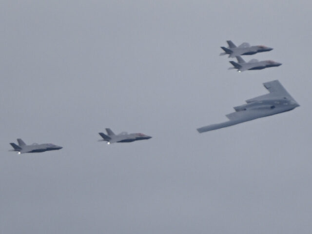 Watch: Trump Flies B-2 Stealth Bomber Over Putin’s Head Ahead of Alaska Summit