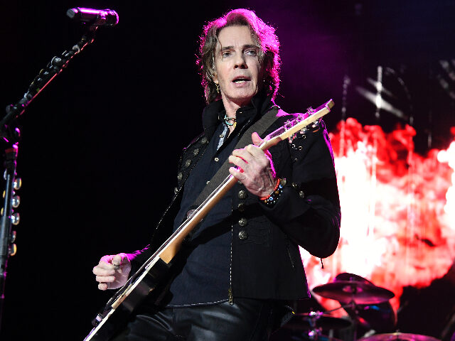 RickSpringfield MURPHYS, CALIFORNIA - SEPTEMBER 16: Rick Springfield performs during the "I Want My 8
