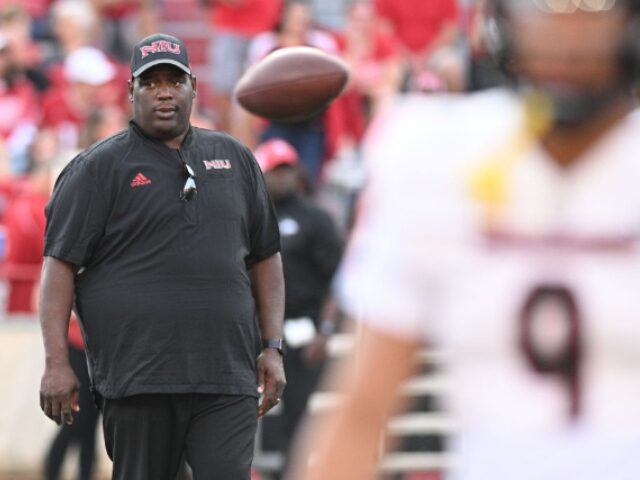 Steven Branscombe_Getty Images (1) LINCOLN, NEBRASKA - SEPTEMBER 16: Head coach Thomas Hammock of the Northern Illinois Huski