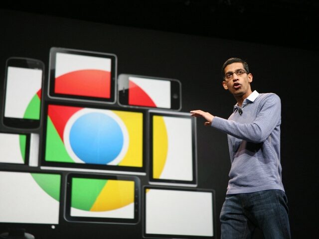 Sundar Pichai shows off Google Chrome