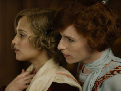 The Danish Girl screenshot - Alicia Vikander, Eddie Redmayne