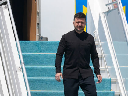 Ukrainian President Volodymyr Zelenskyy arrives in Turkish capital to meet with Turkish Pr
