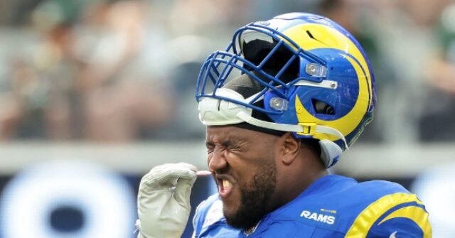 Did the NFL Really Ban Smelling Salts? Yes and No