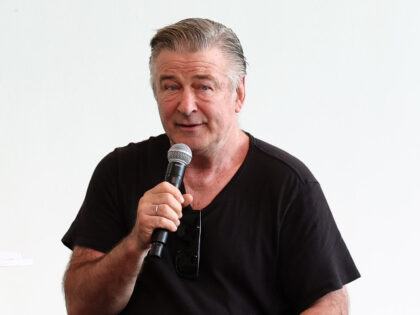 NEW YORK, NEW YORK - JUNE 12: Alec Baldwin attends Storytelling Summit - Alec Baldwin duri