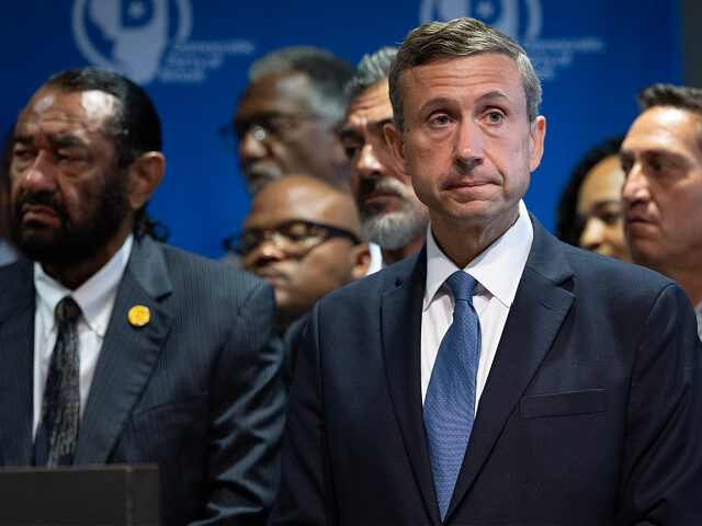 aug25-Ken-Martin-chairman-Democratic-National-Committee-DNC-getty AURORA, ILLINOIS - AUGUST 05: Ken Martin, chairman of the Democratic National Committee, l