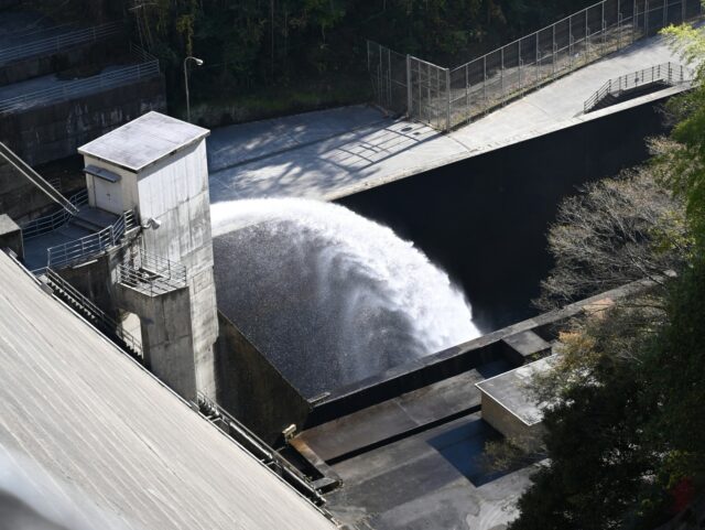 kaede-nakamura-dNe8jPsFXYo-unsplash