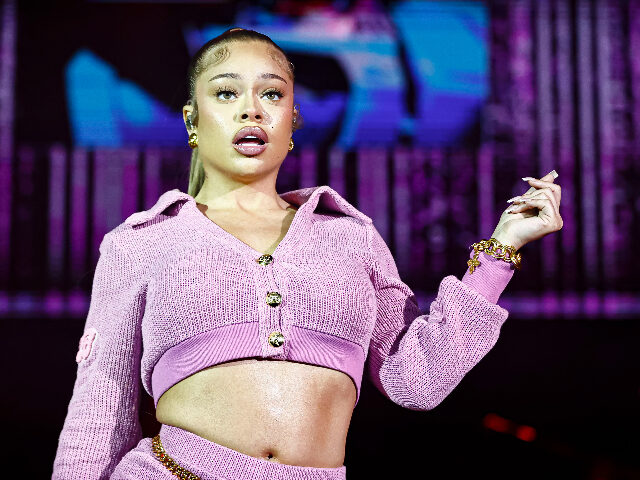 latto CLEVELAND, OHIO - APRIL 6: Latto performs during the Super Saturday Concert during the 202