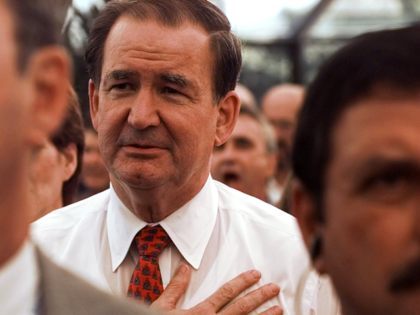 Pat Buchanan says the Pledge of Allegiance at a celebration of the Republican National Coa