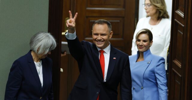 Ultranationalist Karol Nawrocki Sworn In Poland President Against Pro-EU Government