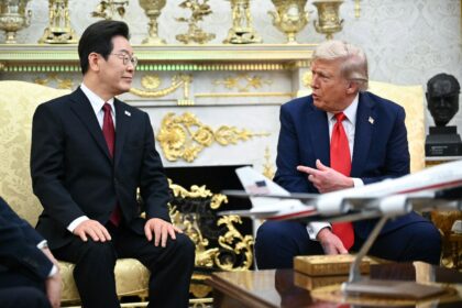 US President Donald Trump speaks with South Korean President Lee Jae Myung in the Oval Off