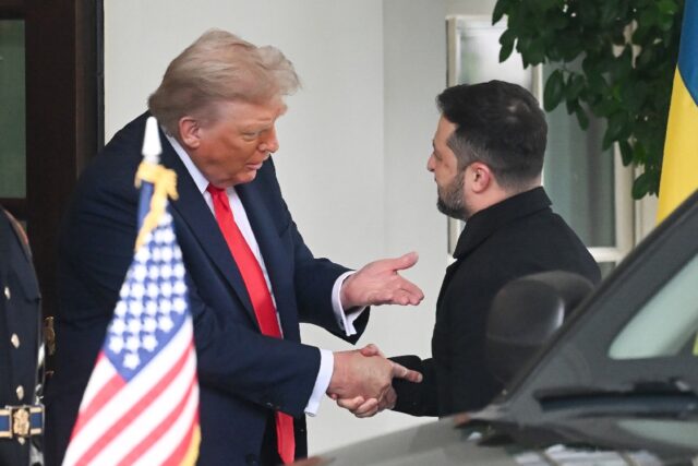 US President Donald Trump says Ukraine's Volodymyr Zelensky needs to accept territori