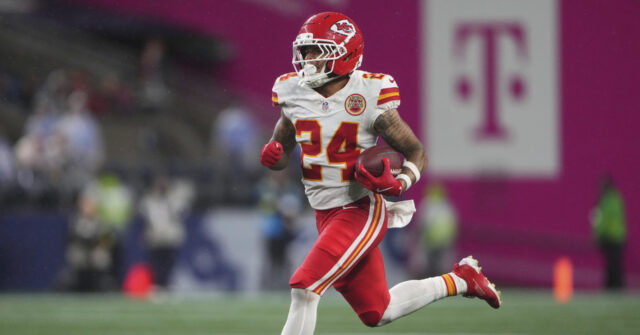 49ers Acquire Chiefs WR Skyy Moore Amid Multiple Injuries