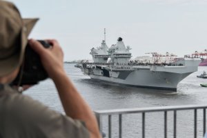 U.K. Carrier Strike Group drops anchor in Tokyo Bay