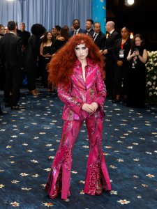 Chappell Roan officially releases 'The Subway'