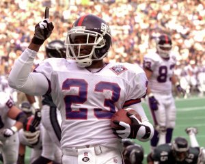 Ex-NFLer convicted of running dog fighting breeding operation