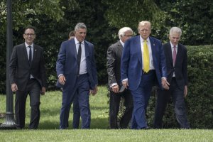 France summons U.S. ambassador over anti-Semitism accusations