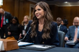 U.S. Homeland Security removes age limits to join ICE