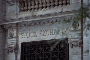 Interactive Brookers to replace Walgreens' parent on S&P 50