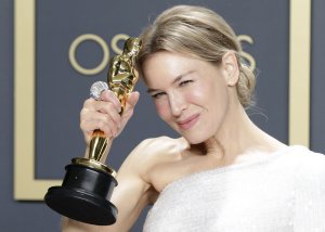 'Only Murders' S5 trailer introduces Renée Zellweger, Christoph Waltz