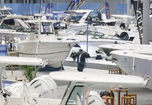 Police investigating after finding body on boat in Long Island