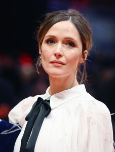 Rose Byrne falls apart in 'If I Had Legs I'd Kick You' trailer