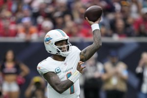 Tagovailoa helps Dolphins top Jaguars, cap unbeaten preseason