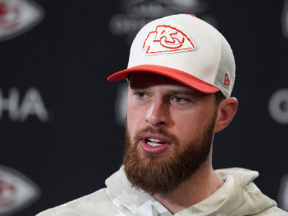 Title: Chiefs Football Image ID: 25024715234411 Article: Kansas City Chiefs place kicker H
