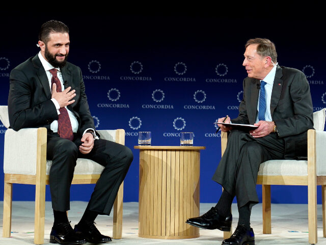 Ahmed al-Sharaa, President of the Syrian Arab Republic, and General David H. Petraeus (US