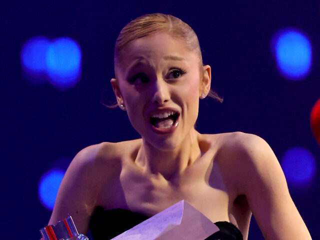 Arianagrande-2 ELMONT, NEW YORK - SEPTEMBER 07: Ariana Grande accepts the Best Pop Award for “Brighter