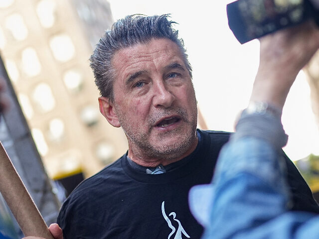 NEW YORK, NEW YORK - OCTOBER 25: William Baldwin joins SAG-AFTRA members on strike on Octo
